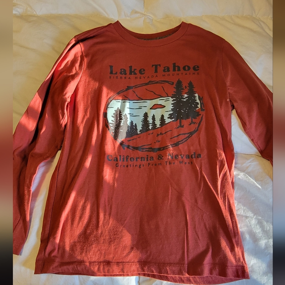 Old Navy long-sleeved tee